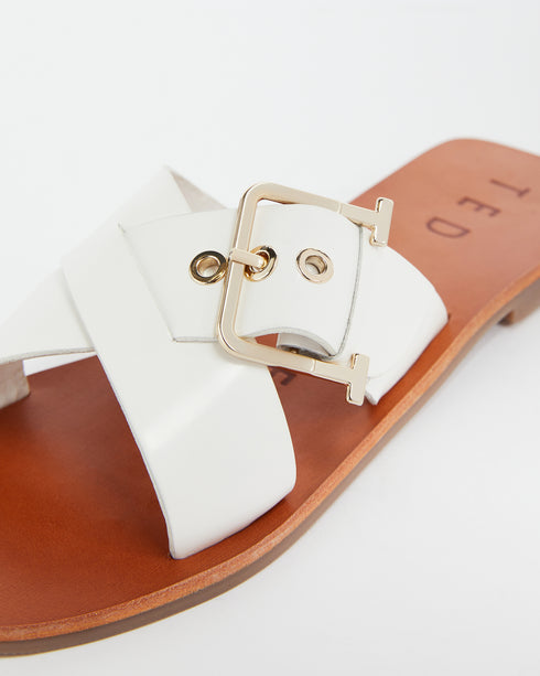 <P><Span Style="Text-Decoration: Underline;">Buckle Detail Flat Sandal</Span></P>
<P><Span>Consisting Of A Smooth, Shiny L...